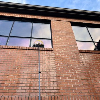 True Clean Window Cleaning - Cleaning commercial building - Gutter Services Near Me - Tigard, Oregon