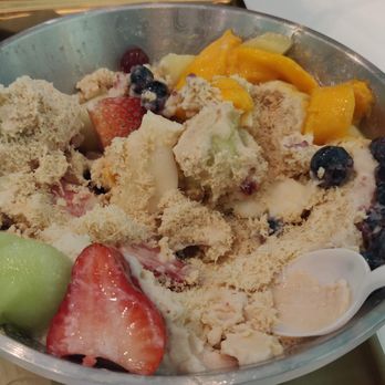 Hanbingo - half eaten bibimbap - Desserts Near Me - Toronto, Ontario