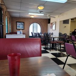 Yung's Cafe - Clean, cozy interior.