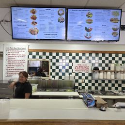 Expansive food offerings.