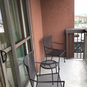 Courtyard by Marriott Memphis Downtown - Balcony - Hotels Near Me - Memphis, Tennessee