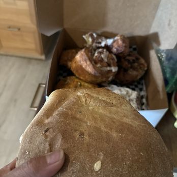 Snapdragon - Rustic Loaf - Vegetarian Near Me - Vashon, Washington Snapdragon - Rustic Loaf - Vegetarian Near Me - Vashon, Washington
