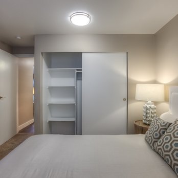 Hangar 128 Apartments - Apartments Near Me - Everett, Washington Hangar 128 Apartments - Apartments Near Me - Everett, Washington