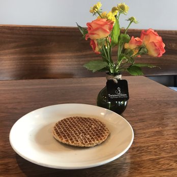 Daily Projects Cafe & Eatery - Stroopwafel - Cafes Near Me - Algonquin, Illinois Daily Projects Cafe & Eatery - Stroopwafel - Cafes Near Me - Algonquin, Illinois