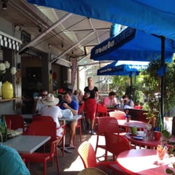 Fratellini Ristorante - If you have just sat down and recognise the place you are at from this photo, LEAVE NOW!