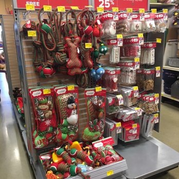 PetSmart - Pet Training Near Me - Van Nuys, California