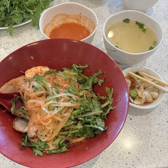 Phuong's Restaurant - Hu tieu my tho - with accompaniments, sauce, side soup, pickle garlic jalapeño, and veg - Vietnamese Near Me - Garden Grove, California Phuong's Restaurant - Hu tieu my tho - with accompaniments, sauce, side soup, pickle garlic jalapeño, and veg - Vietnamese Near Me - Garden Grove, California