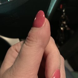 Perfect Nails - Awful, unnatural looking thumb nail. It bends back. This nail just looks silly and out of place.