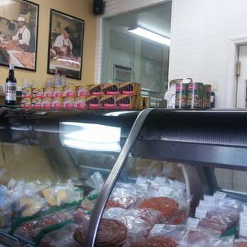 Villa Basque Café - Deli selling in-house chorizo, in-house cheese, bacalao, salame, and jamon serrano. - Delis Near Me - Carson City, Nevada