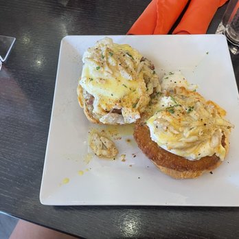 Mango Mangeaux - Crab and fried green tomatoes egg Benedict (the sides listed on the menu, never came). - New American Near Me - Hampton, Virginia Mango Mangeaux - Crab and fried green tomatoes egg Benedict (the sides listed on the menu, never came). - New American Near Me - Hampton, Virginia