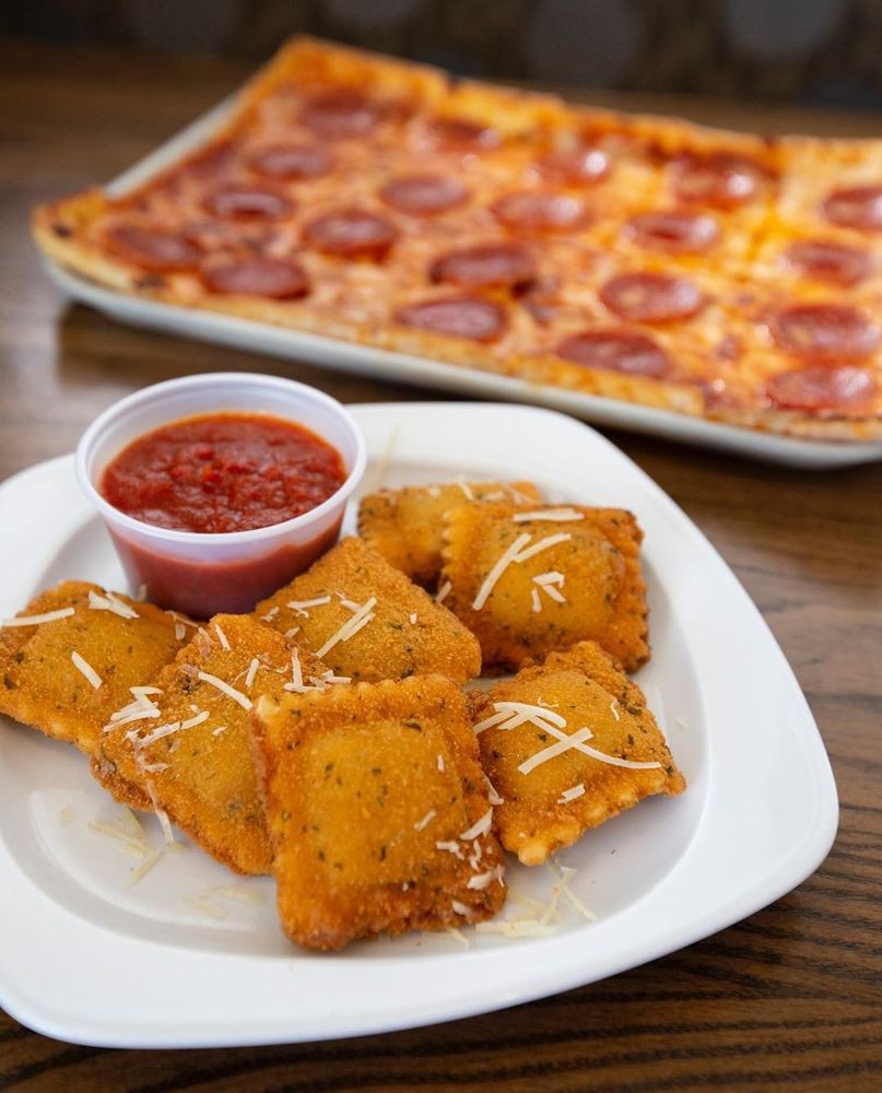 LEDO PIZZA 365 Photos & 90 Reviews Pizza 5350 Campbell Blvd