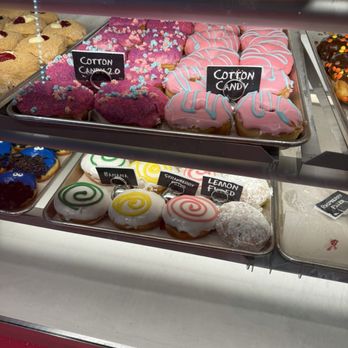 Hurts Donut - Donuts Near Me - Cincinnati, Ohio