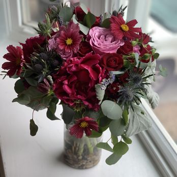 Aili Ice Designs - My bridal bouquet. A real stunner! - Florists Near Me - Menlo Park, California Aili Ice Designs - My bridal bouquet. A real stunner! - Florists Near Me - Menlo Park, California