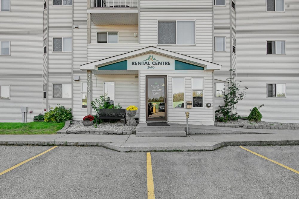 EDGEWOOD ESTATES APARTMENT HOMES 11 Photos 100 3606 Rollyview Rd