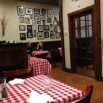 Pazzo Pomodoro - Pizza Near Me - Vienna, Virginia