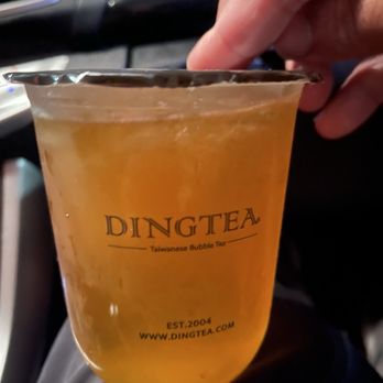 Ding Tea Near Disney - Peach Tea - Coffee & Tea Near Me - Anaheim, California
