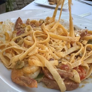 Murphy's Hotel Restaurant - Fettuccini with Cajun Shrimp, straight flavor town & Mrs. Loved the dish! - American Near Me - Murphys, California