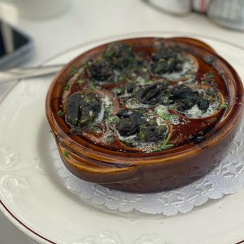 Bistro 1640 - Escargot - French Near Me - Quebec City, Quebec