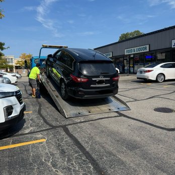 Angel's Towing - Towing Near Me - Skokie, Illinois Angel's Towing - Towing Near Me - Skokie, Illinois