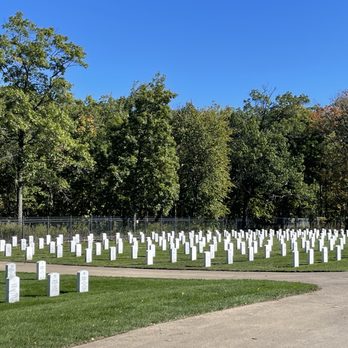 Fort Sheridan Forest Preserve - On the north side is the military cemetery. - Parks Near Me - Lake Forest, Illinois Fort Sheridan Forest Preserve - On the north side is the military cemetery. - Parks Near Me - Lake Forest, Illinois