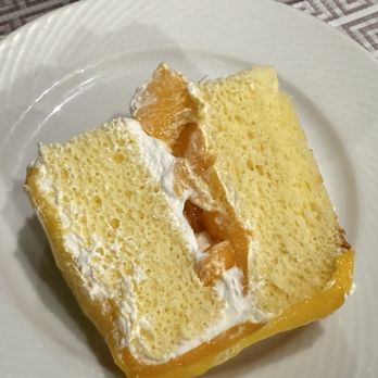Olympic Bakery - 6 " MANGO ROUND CAKE Serve 6 - Bakeries Near Me - Temple City, California Olympic Bakery - 6 " MANGO ROUND CAKE Serve 6 - Bakeries Near Me - Temple City, California