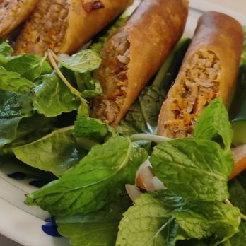 An Di Dzo - Spring rolls - Vietnamese Near Me - Honolulu, Hawaii An Di Dzo - Spring rolls - Vietnamese Near Me - Honolulu, Hawaii
