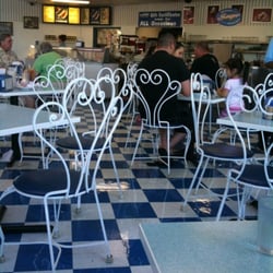 Leatherby's Family Creamery
