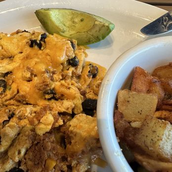 Hash Kitchen - A very small not appealing avocado and for $20 I can think of more value for my buck elsewhere. - New American Near Me - Gilbert, Arizona