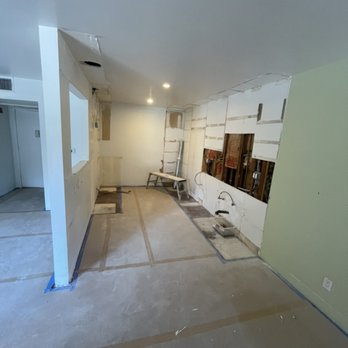 Demolition & junk removal services - Kitchen Gabinets demolished and hauling away - Junk Removal & Hauling Near Me Demolition & junk removal services - Kitchen Gabinets demolished and hauling away - Junk Removal & Hauling Near Me