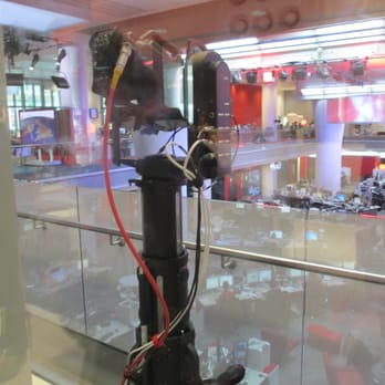 Broadcasting House - Television Stations Near Me - London, XGL
