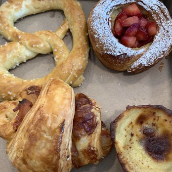 L'ilette Boulangerie - Bakeries Near Me - Qualicum Beach, British Columbia L'ilette Boulangerie - Bakeries Near Me - Qualicum Beach, British Columbia