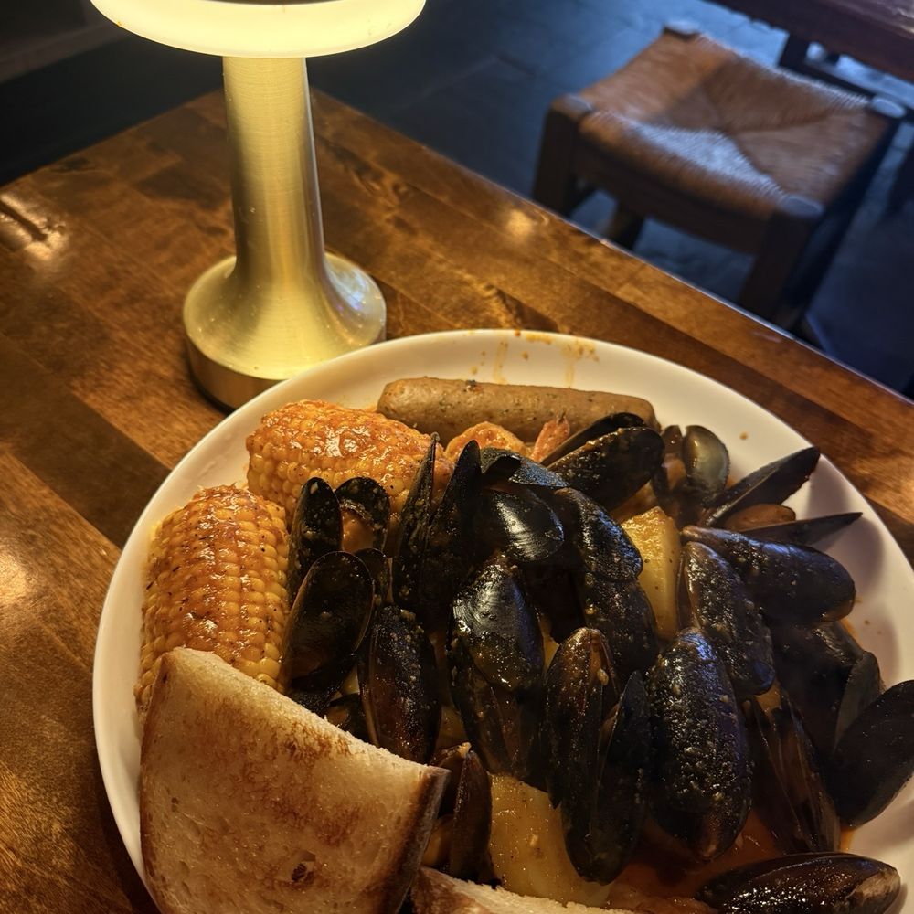 BlueSea Seafood Boil n Grill - Shrimp - 1 Lb sea food boil and mussels 1lb added - Seafood Near Me - Beaverton, Oregon