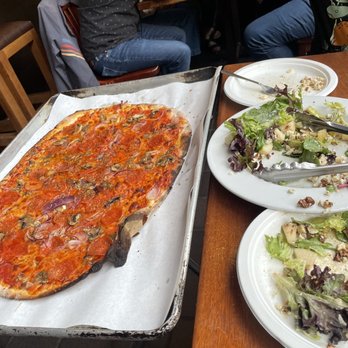 BAR - Salad for pizza size - Pizza Near Me - New Haven, Connecticut