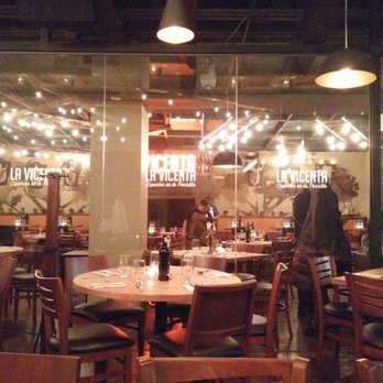 La Vicenta - La zona para fumar, con terraza interior. - Steakhouses Near Me - Ciudad de México, DIF La Vicenta - La zona para fumar, con terraza interior. - Steakhouses Near Me - Ciudad de México, DIF