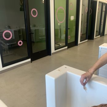 The Doggy Detail - Enclosed drying rooms - Pet Groomers Near Me - Lake Forest, California