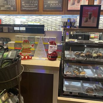 Second Cup - the inside of a coffee shop - Coffee & Tea Near Me - Ottawa, Ontario