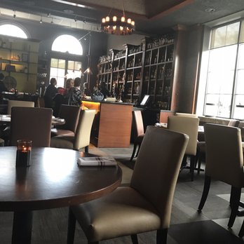 Niche Restaurant - Inside - New American Near Me - Geneva, Illinois Niche Restaurant - Inside - New American Near Me - Geneva, Illinois