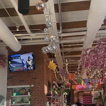 Citrus & Salt - Cocktail Bars Near Me - Boston, Massachusetts Citrus & Salt - Cocktail Bars Near Me - Boston, Massachusetts