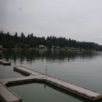 Lakeshore Inn - Hotels Near Me - Lake Oswego, Oregon