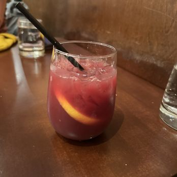 Famoso Neapolitan Pizza - Sangria - Pizza Near Me - Jasper, Alberta Famoso Neapolitan Pizza - Sangria - Pizza Near Me - Jasper, Alberta
