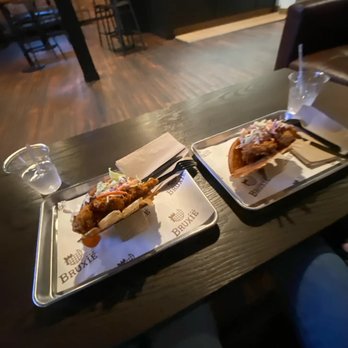Bruxie - Chicken Shop Near Me - Los Angeles, California