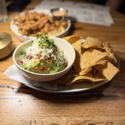 Wonderland Ocean Pub - Da Kine Guacamole