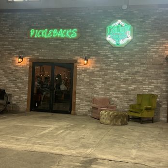 Pickleback's - Venue - Lounges Near Me - Medina, Ohio