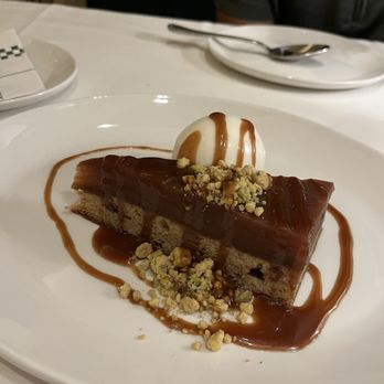 801 Chophouse - Caramel apple cake - Steakhouses Near Me - Tysons, Virginia 801 Chophouse - Caramel apple cake - Steakhouses Near Me - Tysons, Virginia