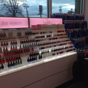 Walgreens - Essie nail color display! - Drugstores Near Me - Uniondale, New York