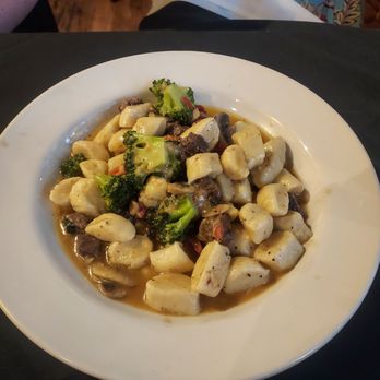 Carlos & Carlos - Italian Near Me - Arlington Heights, Illinois Carlos & Carlos - Italian Near Me - Arlington Heights, Illinois