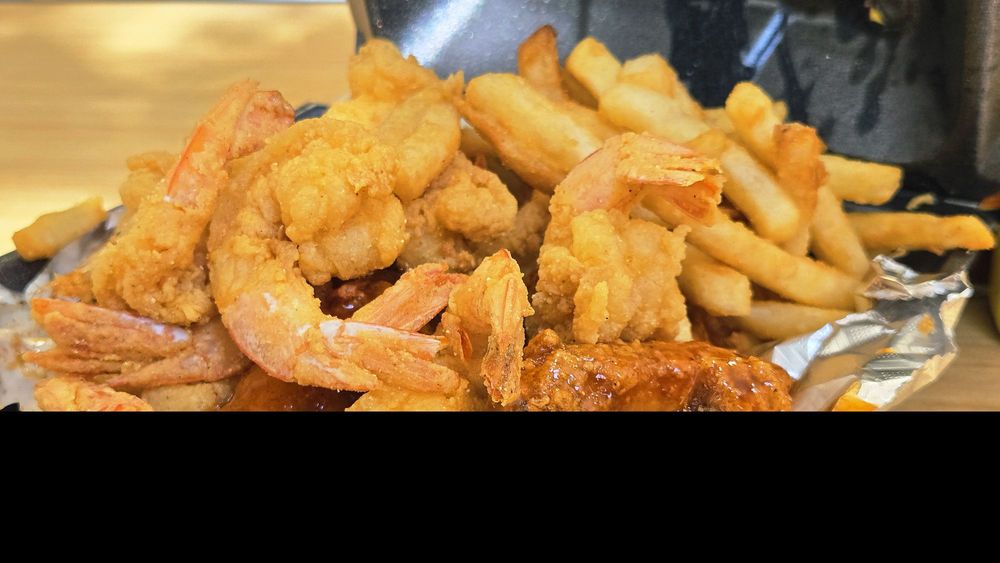 Food from Starvin Like Marvin