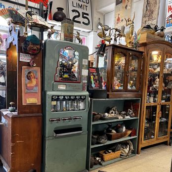 Really Good Stuff - Antiques Near Me - Portland, Oregon Really Good Stuff - Antiques Near Me - Portland, Oregon