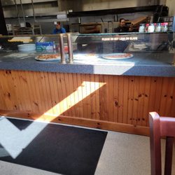 Franco's Pizza - Inside the spot