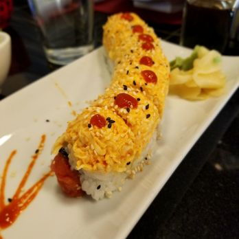 QQ Sushi & Kitchen - Bow chica wow wow - really liked this one it comes with its own dipping sauce. - Sushi Bars Near Me - Spokane, Washington QQ Sushi & Kitchen - Bow chica wow wow - really liked this one it comes with its own dipping sauce. - Sushi Bars Near Me - Spokane, Washington